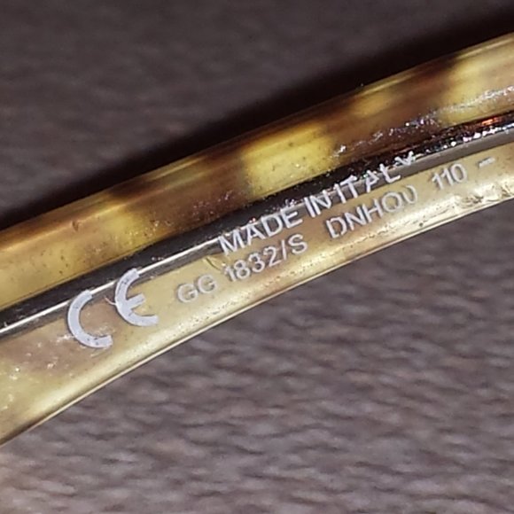 🥳HP🥳Gucci Women's Sunglasses Authentic - Picture 9 of 10